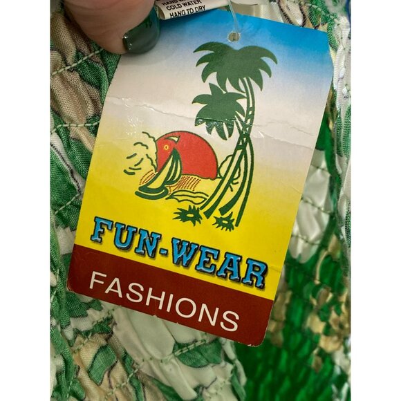 Hawaiian Green Floral Set With Smocked Top By Fun-Wear 100% Rayon Free Size Ligh - Picture 6 of 6